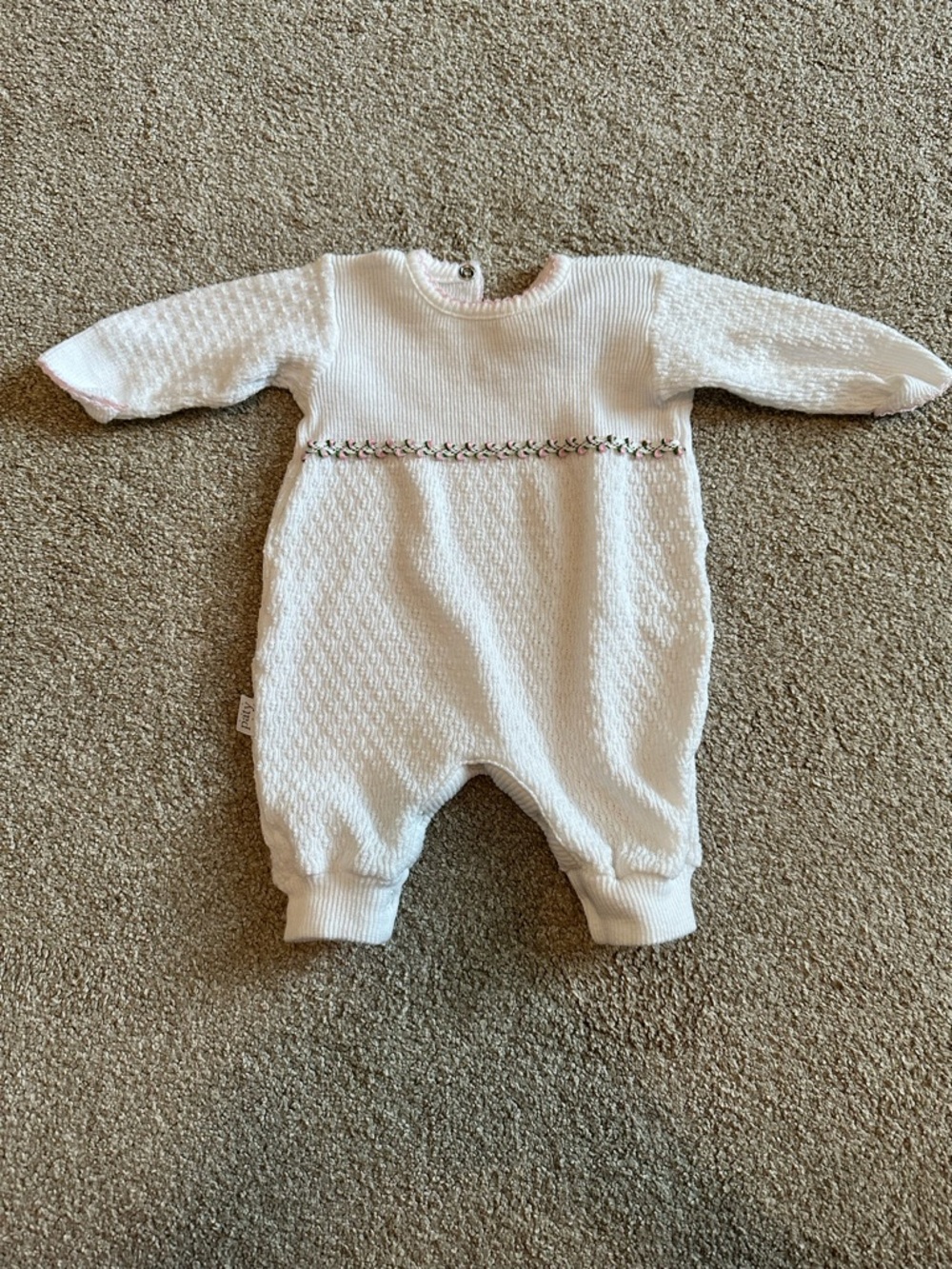Paty - Newborn Baby Girl Knit One-Piece Romper in White with Delicate Rose Trim